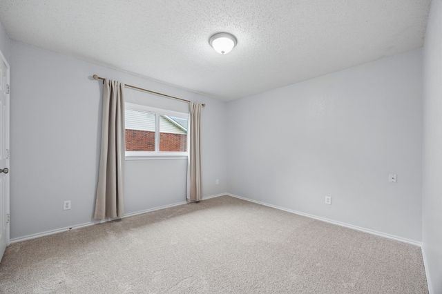 5325 Chessie Circle, Haltom City, TX 76137