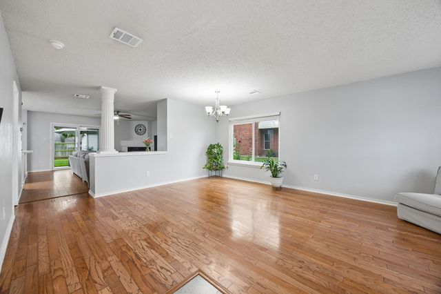 5325 Chessie Circle, Haltom City, TX 76137