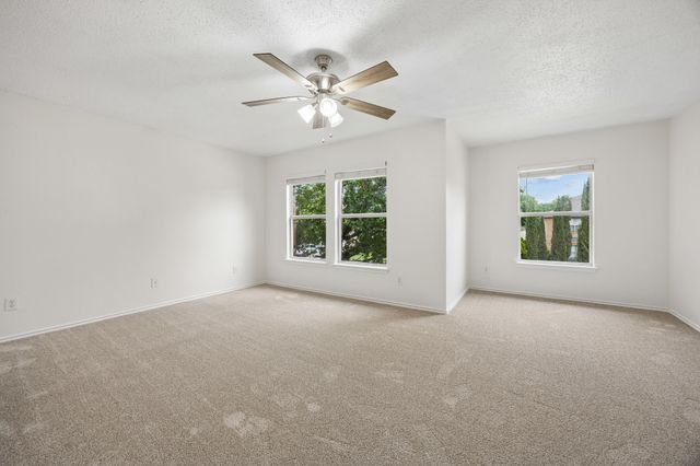 5325 Chessie Circle, Haltom City, TX 76137