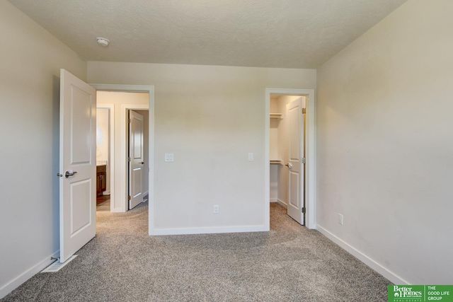 13703 S 54 Street, Papillion, NE 68133