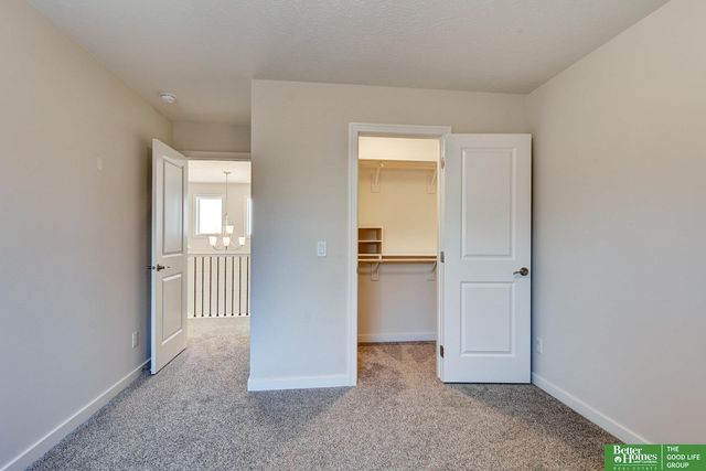 13703 S 54 Street, Papillion, NE 68133