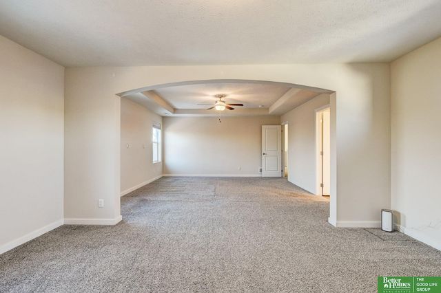 13703 S 54 Street, Papillion, NE 68133