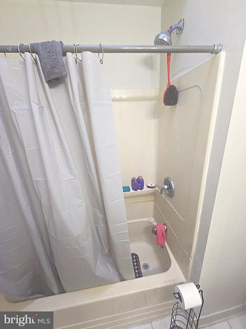 9004 WEST CHESTER PIKE, Upper Darby, PA 19082