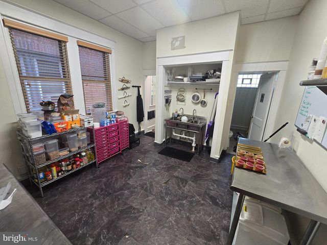 9004 WEST CHESTER PIKE, Upper Darby, PA 19082