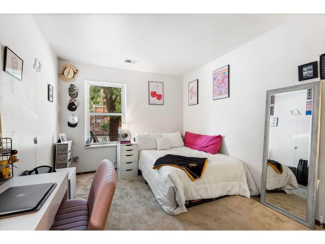 745 Arapahoe Ave 202, Boulder, CO 80302
