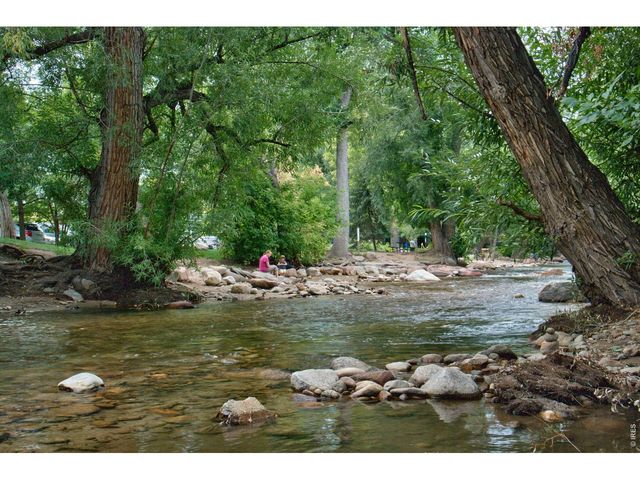 745 Arapahoe Ave 202, Boulder, CO 80302
