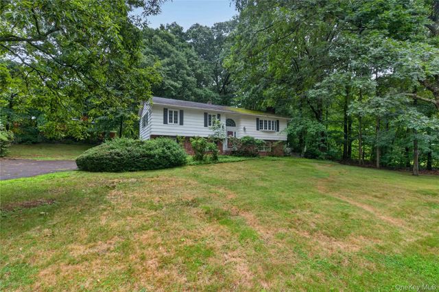 8 Peter Avenue, Newburgh, NY 12550
