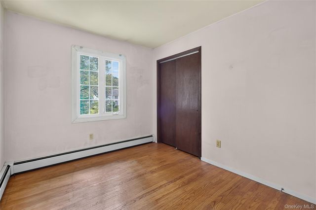 8 Peter Avenue, Newburgh, NY 12550