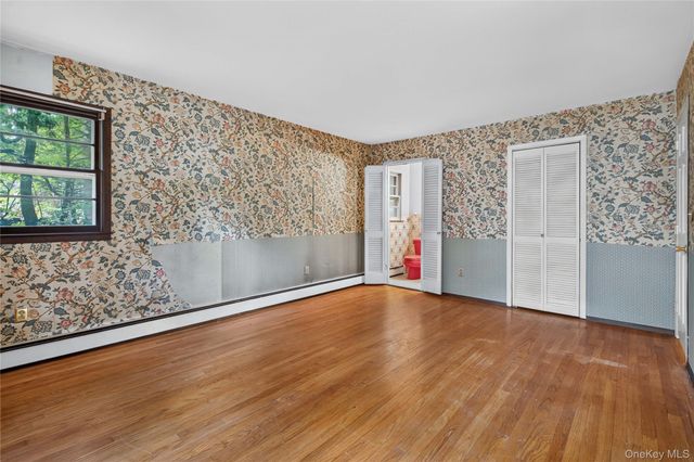 8 Peter Avenue, Newburgh, NY 12550
