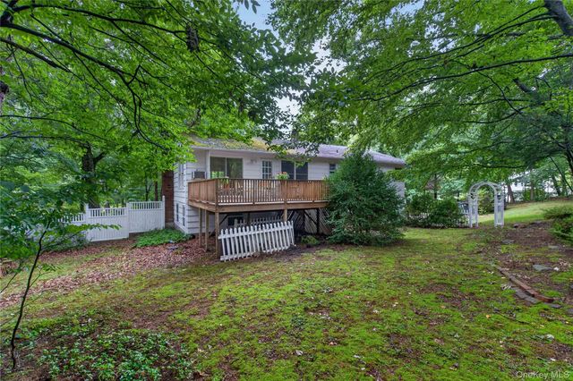 8 Peter Avenue, Newburgh, NY 12550