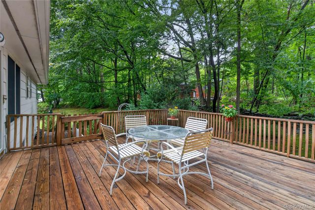 8 Peter Avenue, Newburgh, NY 12550