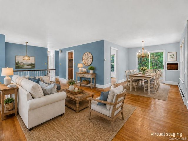 8 Peter Avenue, Newburgh, NY 12550