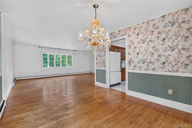 8 Peter Avenue, Newburgh, NY 12550