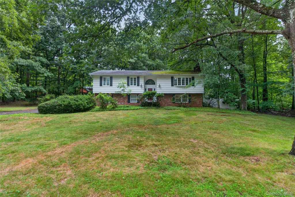 8 Peter Avenue, Newburgh, NY 12550