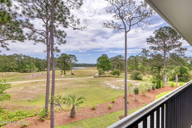 612 Barrington Place SW, Ocean Isle Beach, NC 28469