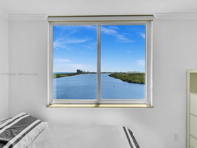 500 Bayview Dr 1132, Sunny Isles Beach, FL 33160