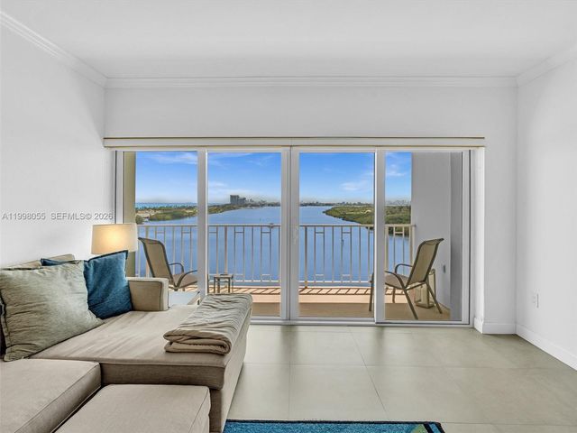 500 Bayview Dr 1132, Sunny Isles Beach, FL 33160