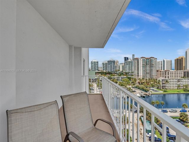 500 Bayview Dr 1132, Sunny Isles Beach, FL 33160