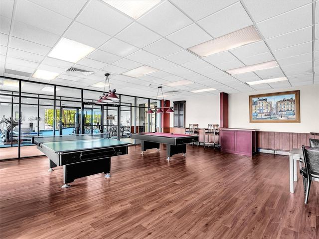 500 Bayview Dr 1132, Sunny Isles Beach, FL 33160