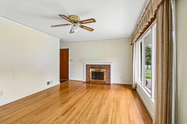 11607 34TH PL, Beltsville, MD 20705