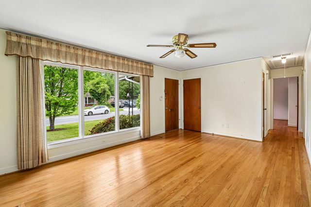 11607 34TH PL, Beltsville, MD 20705