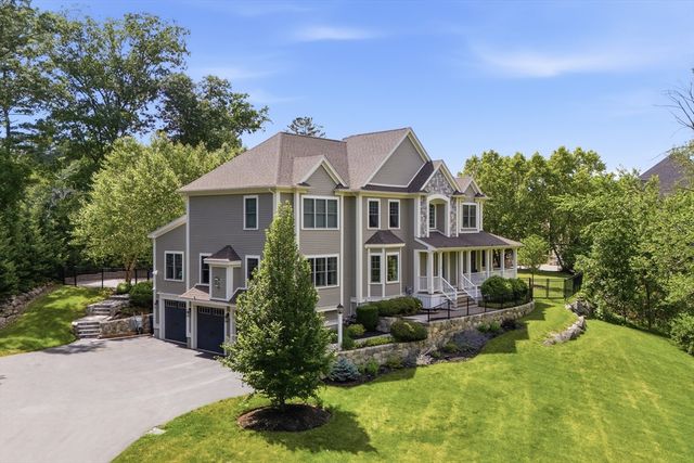 2 Norma Way, Middleton, MA 01949