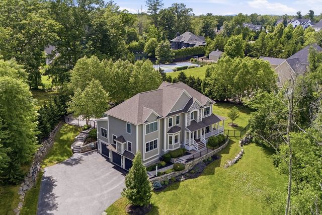 2 Norma Way, Middleton, MA 01949