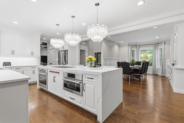 2 Norma Way, Middleton, MA 01949