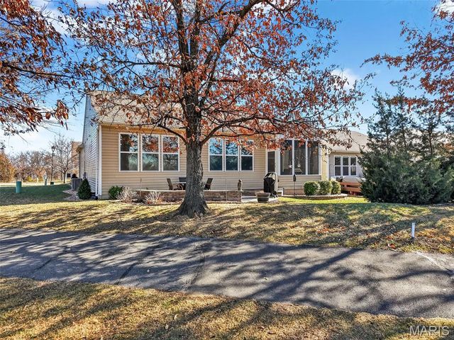 715 Harrier Drive, Lake St Louis, MO 63367