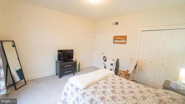 5415 MENDENHALL DR, Mechanicsburg, PA 17050