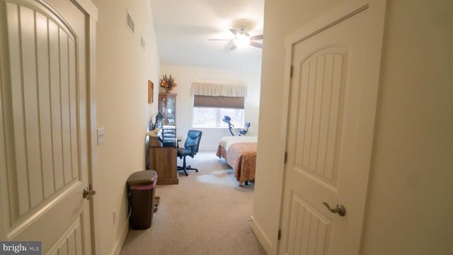 5415 MENDENHALL DR, Mechanicsburg, PA 17050