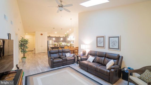 5415 MENDENHALL DR, Mechanicsburg, PA 17050