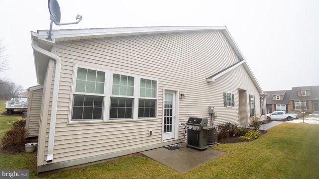 5415 MENDENHALL DR, Mechanicsburg, PA 17050