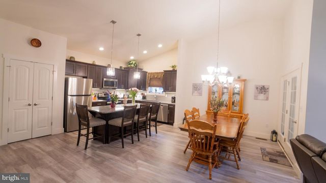 5415 MENDENHALL DR, Mechanicsburg, PA 17050