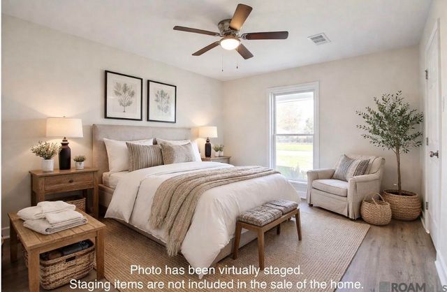 5236 Floynell Dr, Saint George, LA 70809