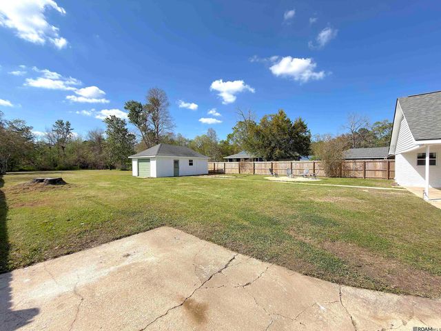 5236 Floynell Dr, Saint George, LA 70809