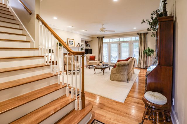 205 Willow Lake Drive, Paducah, KY 42003