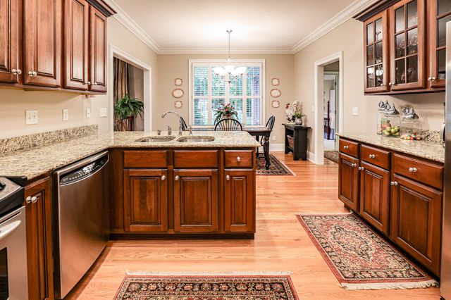 205 Willow Lake Drive, Paducah, KY 42003