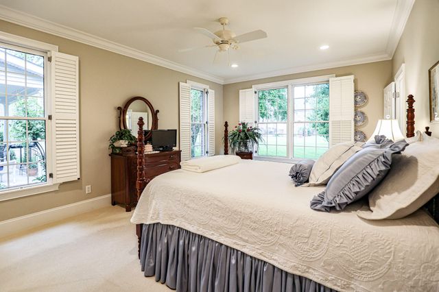 205 Willow Lake Drive, Paducah, KY 42003