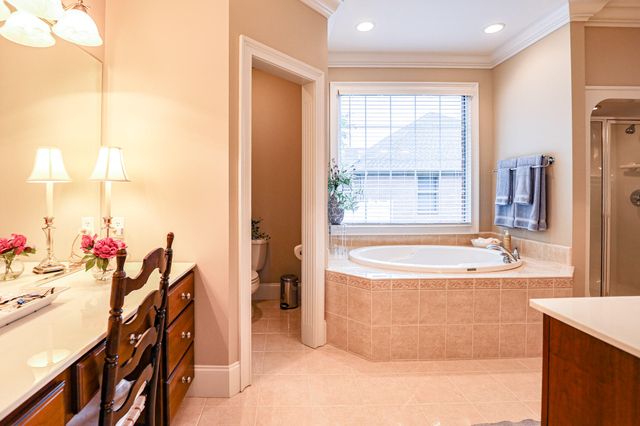 205 Willow Lake Drive, Paducah, KY 42003
