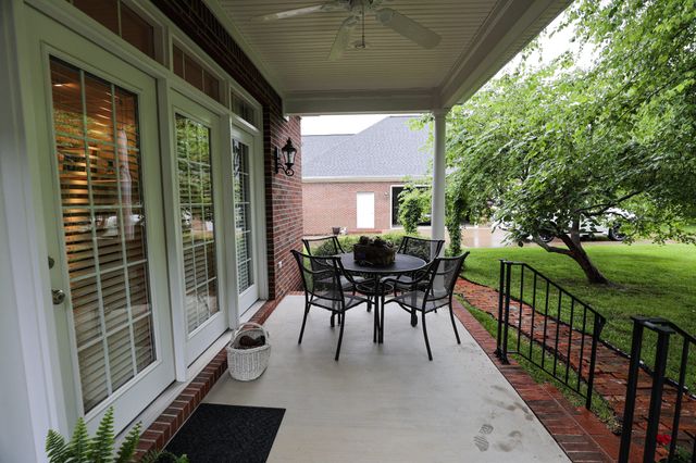 205 Willow Lake Drive, Paducah, KY 42003