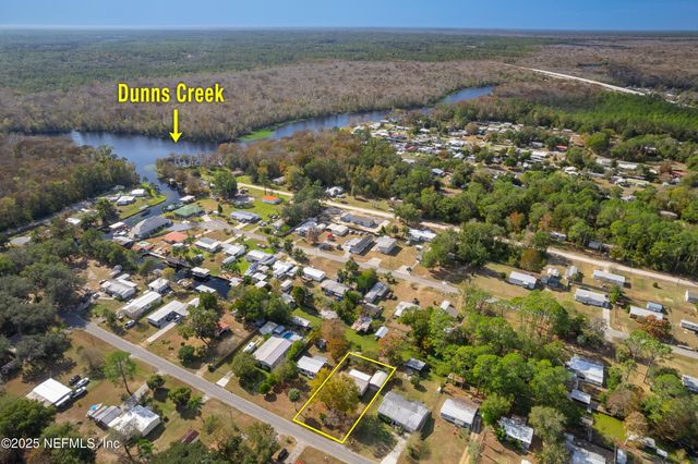 125 WATERSIDE Avenue, Satsuma, FL 32189