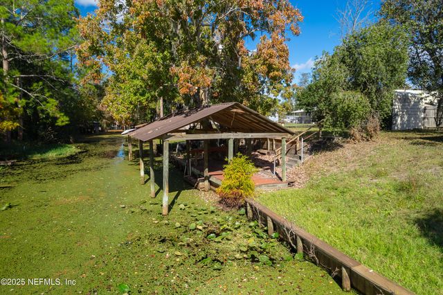 125 WATERSIDE Avenue, Satsuma, FL 32189