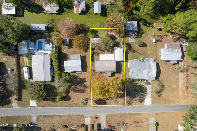 125 WATERSIDE Avenue, Satsuma, FL 32189