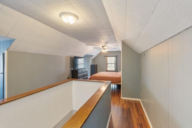 1520 E Mitchell Avenue, Waterloo, IA 50702