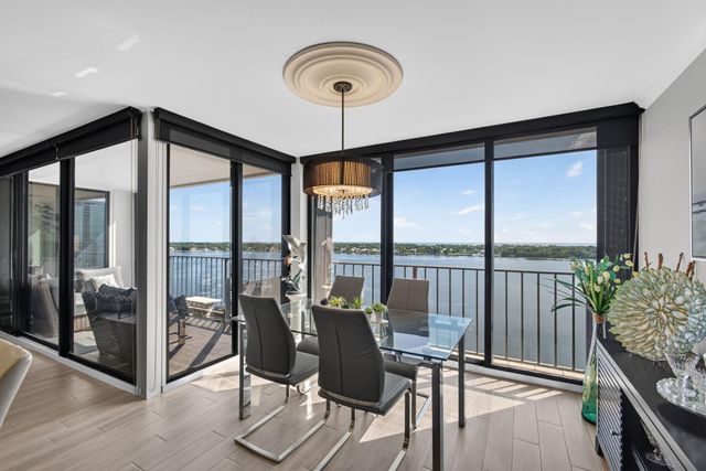 126 LAKESHORE Drive 1125, North Palm Beach, FL 33408