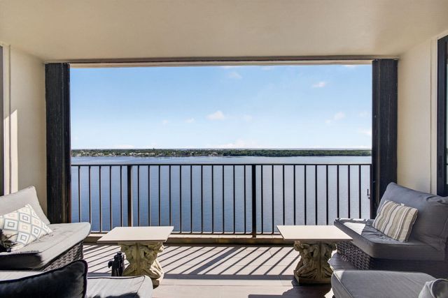 126 LAKESHORE Drive 1125, North Palm Beach, FL 33408