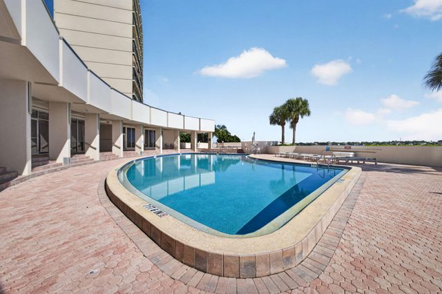 126 LAKESHORE Drive 1125, North Palm Beach, FL 33408