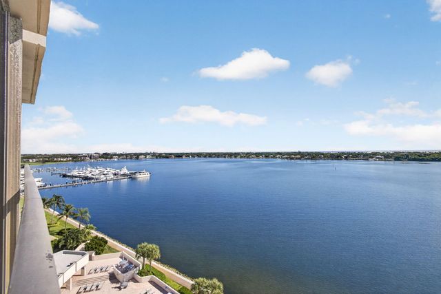 126 LAKESHORE Drive 1125, North Palm Beach, FL 33408