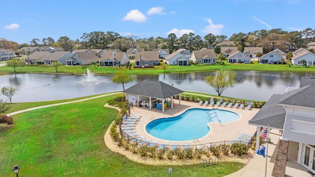 2037 Great Blue Heron Dr., Little River, SC 29566